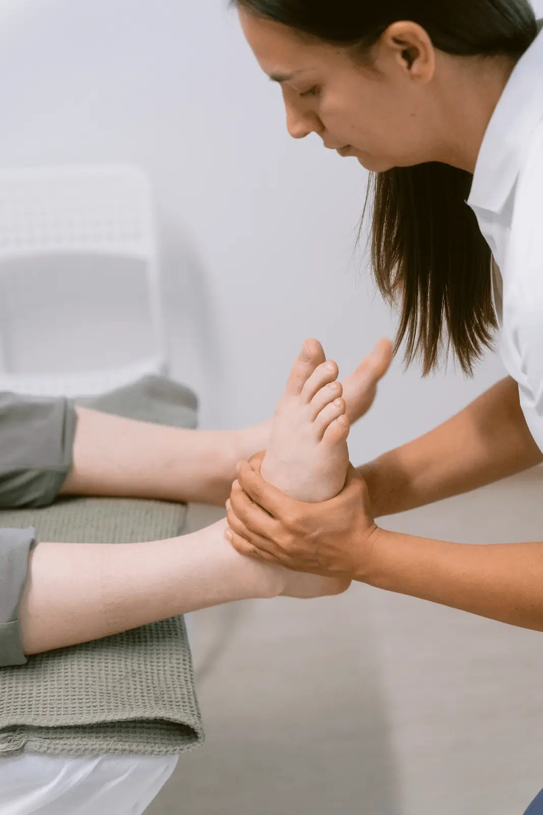 Fix You Egészségközpont: bokafájdalom kezelése manuálterápiás fogással