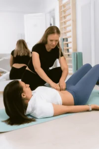 Fix You Egészségközpont: erősítő gyógytorna szüés utáni szétnyílt hasizom kezelésére